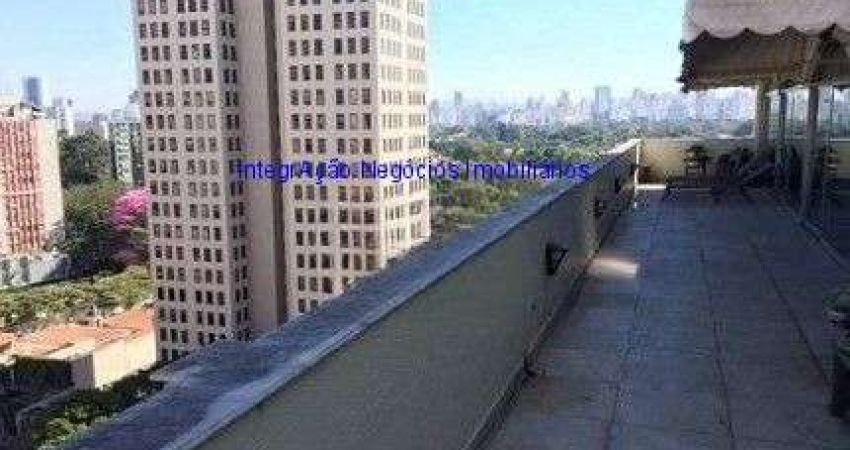 Apartamento Cobertura 131m², 03 dormitórios ( sendo 01 suite), 02 banheiros e 01 vaga de garagem.  Condomínio com segurança, portaria, piscina