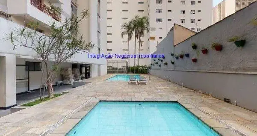 Condomínio com portaria, segurança 24hrs, piscina, academia, playground, brinquedoteca e salão de festa.  Excelente localização
