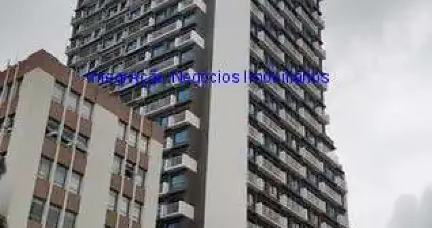 Apartamento Studio 27m², 01 dormitório e 01 banheiro.  Condomínio com portaria, segurança 24hrs,  academia e salão de festa.  Excelente localização