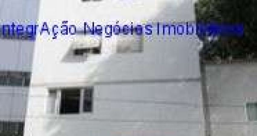 Apartamento 66m², 01 dormitório e 01 banheiro.  Condomínio com portaria, segurança 24hrs.  Excelente localização