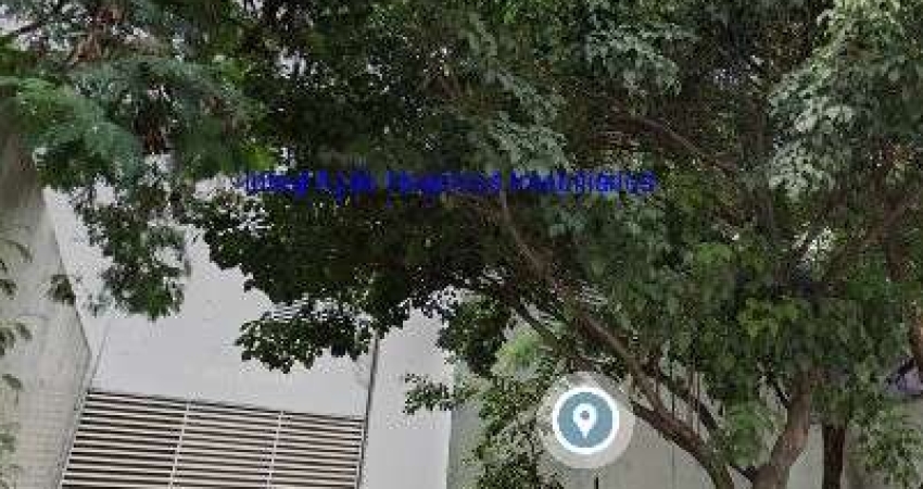 Prédio Comercial  3.496,86m², 06 banheiros e 34 vagas na garagem; Possui 07 pavimentos e 02 subsolos.  Excelente localização