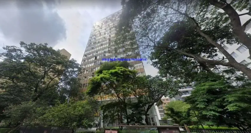 Conjunto Comercial 30m², 01 sala e 01 banheiro.  Condomínio com portaria 24hrs.  Excelente localização á 9 minutos andando para a estação do metrô.