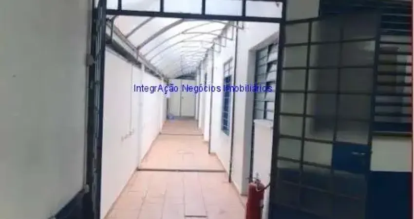 Prédio Comercial 785m², 03 Pavimentos, 13 banheiros, 02 Recepções e 03 vagas na garagem.  Excelente localização.