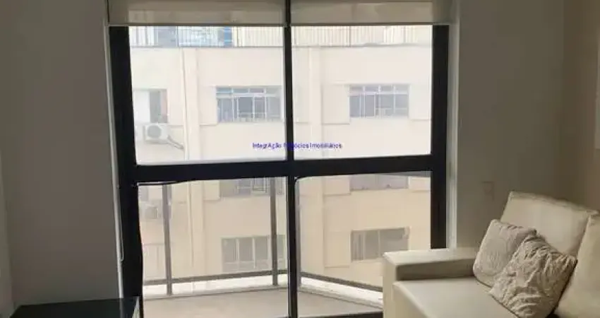 Apartamento 51m², 01 dormitório, 01 banheiro e 01 vaga na garagem.   Condomínio com portaria 24hrs, piscina, academia e quadra de squash.