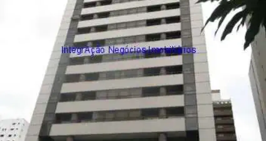 Apartamento Flat 31m², 01 dormitório (sendo suite), 01 banheiro e 01 vaga na garagem.   Condomínio com portaria 24hrs, piscina, sauna, academia.