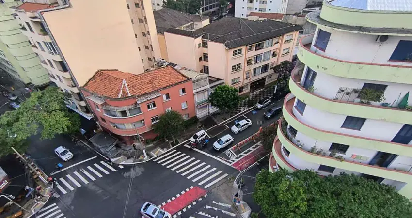 Condomínio com portaria 24hrs. Excelente localização á 6 minutos andando para a estação do metrô Santa Cecília; Entre as Ruas Imaculada da Conceição,