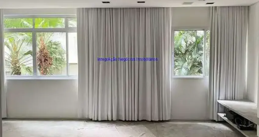 Apartamento 100m², 02 dormitórios (sendo 01 suíte), 02 banheiros e 01 vaga na garagem.    Condomínio com portaria, segurança 24hrs, salão de festa.