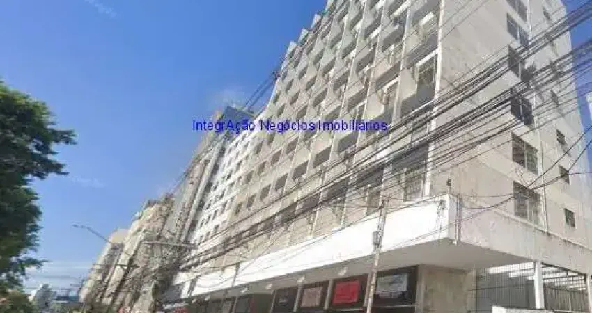 Conjunto Comercial 310,00m², 10 banheiros e 10 vagas na garagem.  Condomínio com recepção e segurança 24hrs.  Excelente localização.