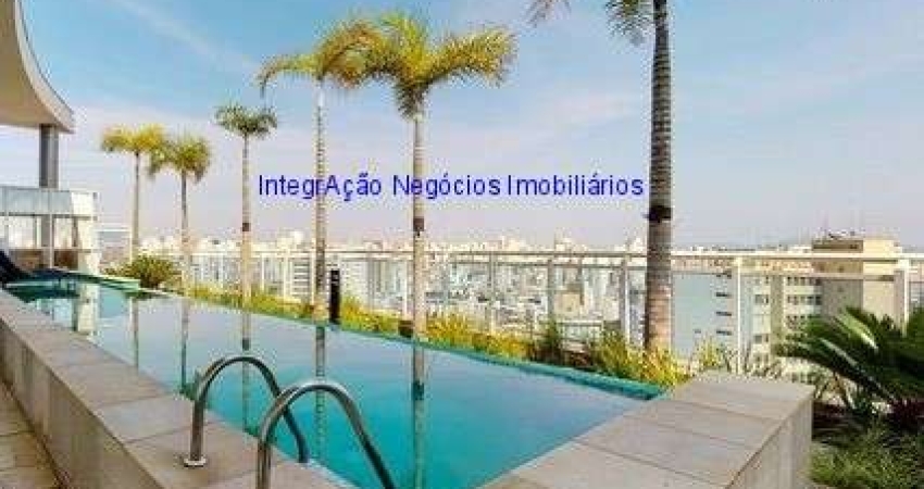 Condomínio com portaria, segurança 24hrs, brinquedoteca, Churrasqueira, psina, playground, salão de festas e sauna.  Excelente localização