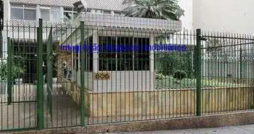 Condomínio com portaria e segurança.   excelente localização á 1 minuto andando para a estação do metrô marechal deodoro;