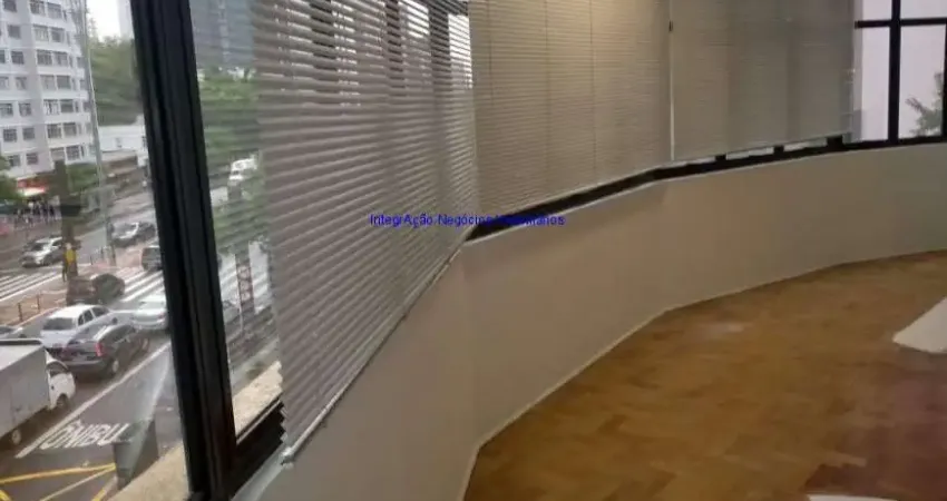 Laje comercial 389m², 03 banheiros e 01 vaga na garagem. condomínio com recepção e segurança. excelente localização