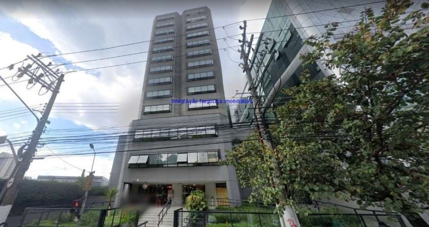 Condomínio com recepção e segurança 24hrs.   Excelente localização á 5 minutos andando para a estação do metrô Palmeiras-Barra Funda;