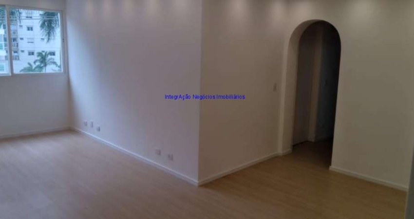 Apartamento 106m², 02 dormitórios, 02 banheiros e 01 vaga na garagem.    Condomínio com portaria 24hrs e salão de festa.    Excelente localização.