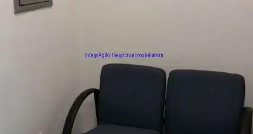 Conjunto Comercial 102.88m², 08 salas, (sendo 02 salas de arquivo), 02 banheiros e 02 copas.   Condomínio com recepção e segurança 24hrs.
