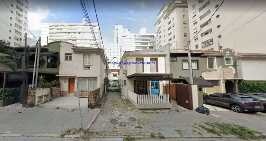Casa 180m², 02 dormitórios (sendo 01 suíte), 02 banheiros e 02 vagas na garagem.  Excelente localização entre as Alamedas Lorena, Campinas