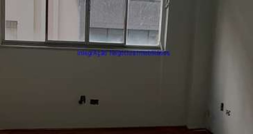 Conjunto Comercial 120m², 05 salas, 01 copa e 02 banheiros.  Condomínio com recepção e segurança.  Excelente localização