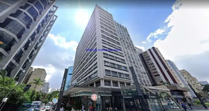 Conjunto Comercial 100m², 02 banheiros.  Condomínio com recepção e segurança 24hrs.  Excelente localização á 1 segundo andando para a estação do metrô