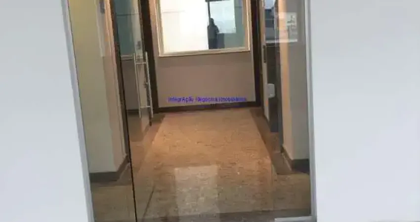 Conjunto Comercial 100m², 02 banheiros e 02 vagas na garagem.  Condomínio com recepção e segurança 24hrs.  Excelente localização.