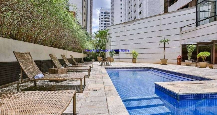 Apartamento Flat 31m², 01 dormitório, 01 banheiro e 01 vaga na garagem.  Condomínio com portaria, segurança 24hrs, piscina, Wi-fi, academia, sauna, se