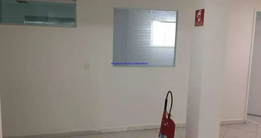 Conjunto Comercial 102,77m², 02 banheiros.  Condomínio com recepção e segurança 24hrs funcionamento de segunda a segunda.  Excelente localização