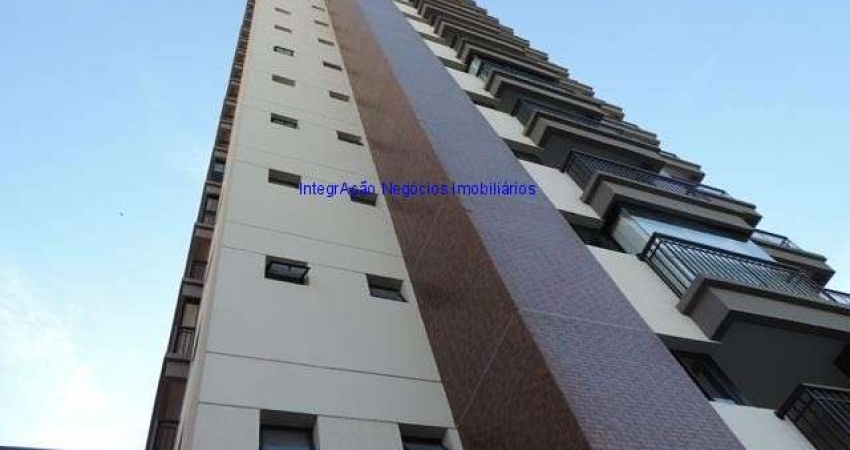 Apartamento 42m², 01 dormitório, 01 banheiro e 01 vaga na garagem.  Condomínio com portaria, segurança 24hrs, piscina, salão de festa, playground, sau