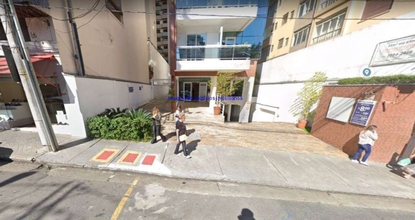 Conjunto Comercial 31m², 01 banheiro e 01 vaga na garagem.  Condomínio com recepção e segurança 24hrs.  Excelente localização entre as Alamedas Lorena