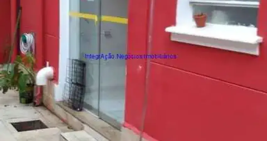 Conjunto Comercial 230m², 01 banheiro.  Excelente localização entre as Ruas Pintassilgo, Araguari e Avenida Santo Amaro.