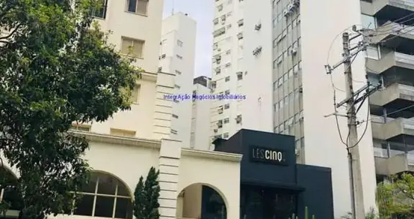 Apartamento studio 25m², 01 dormitório, 01 banheiro e 01 vaga na garagem.   condomínio com portaria, segurança 24hrs, piscina, sala gourmet, sauna