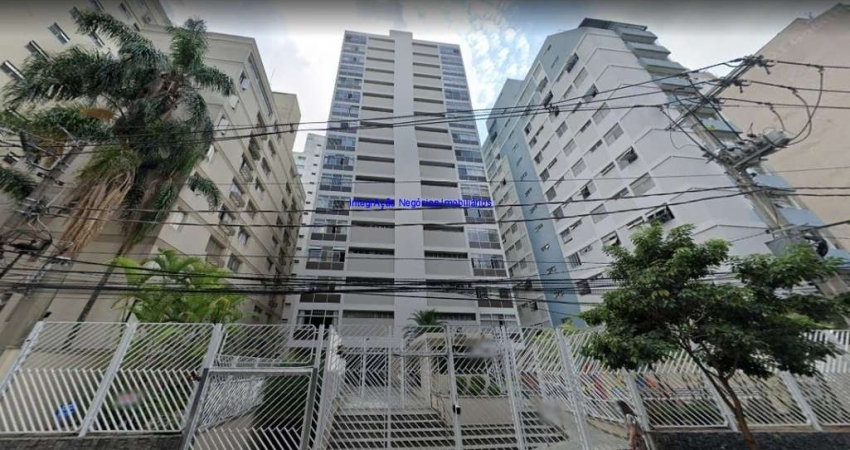 Apartamento 176m², 03 dormitórios (sendo 01 suíte), 03 banheiros e 01 vaga na garagem.  Condomínio com Academia, Quadra, Playground, Salão de Festas .