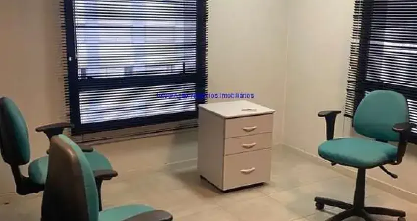 Conjunto Comercial 37m², 01 banheiro e 01 vaga na garagem; Imóvel com Persianas e Ar condicionado.  Condomínio com Recepção e Segurança.