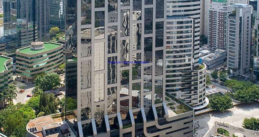 Conjunto Comercial 672,38m², 02 banheiros e 18 vagas de garagem.   Condomínio com Recepção, Segurança 24hrs, Lobby e Ar Condicionado.