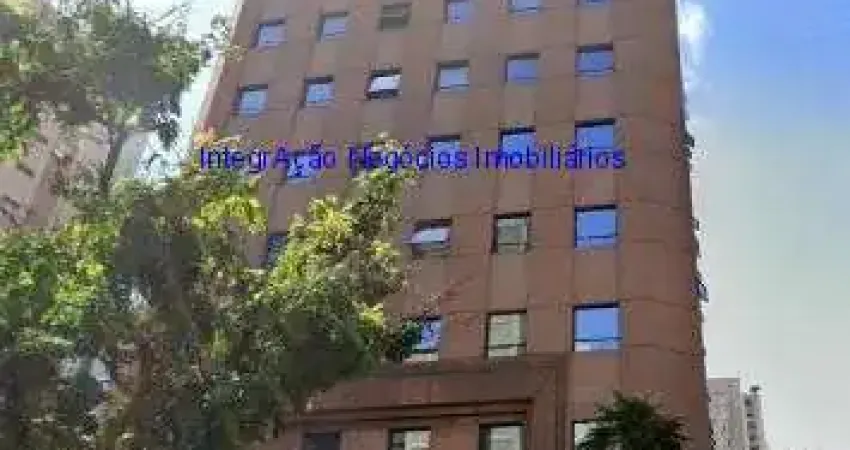 Condomínio com recepção e segurança 24hrs.  Excelente localização entre as Ruas José Maria Lisboa, Pamplona e Alameda Lorena.