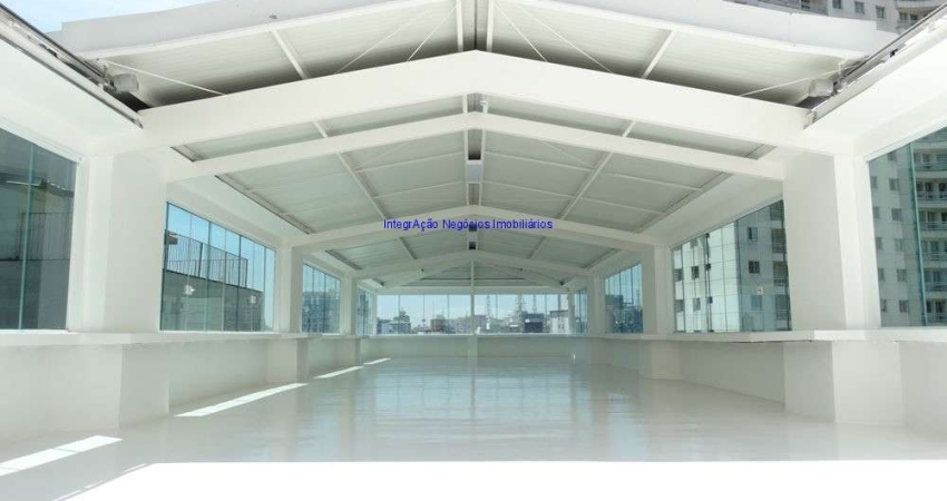 Prédio comercial , área total construida 5.492,29 m², recepção com 105 m², dois elevadores, banheiros masculino, feminino e PNE,
