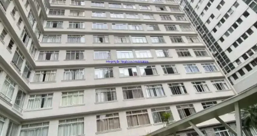 Apartamento 40m², 01 dormitório e 01 banheiro.  Condomínio com portaria 24hrs, bicicletário, lavanderia coletiva e loja de conveniencia.  Excelente