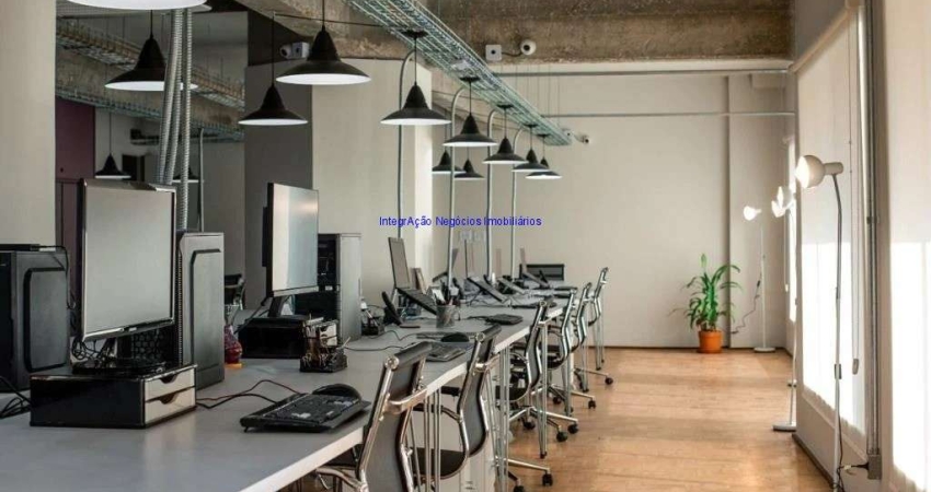 Conjunto Comercial MOBILIADO 150m², 01 Copa e 02 banheiros.  Condomínio com recepção e segurança 24hrs.  Excelente localização