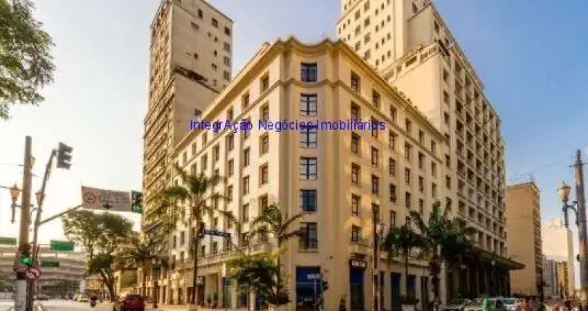 Apartamento Studio MOBILIADO 20m², 01 dormitório, 01 banheiro.  Condomínio com portaria 24hrs, academia, acesso Wi-Fi, sala de reuniões, lavanderia