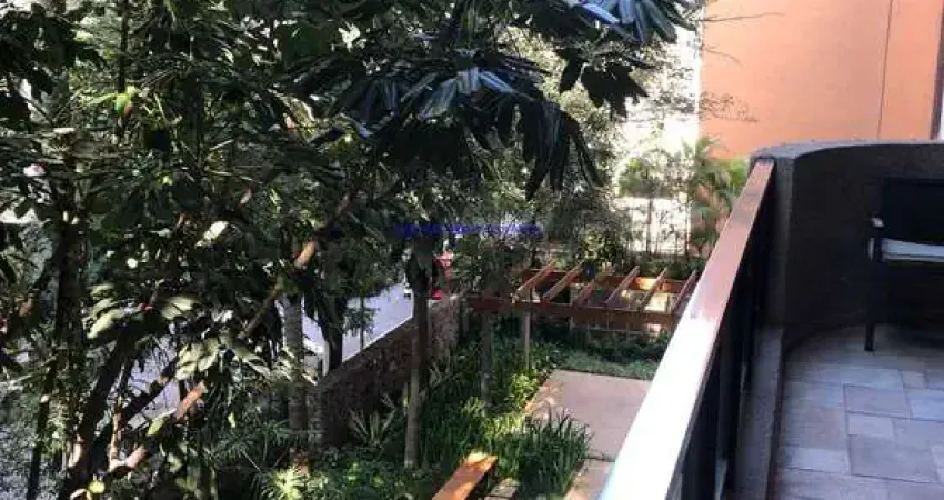 Apartamento 245m², 03 dormitórios (sendo suítes), 04 banheiros e 03 vagas de garagem.  Condomínio com portaria, segurança, salão de festas e academia.