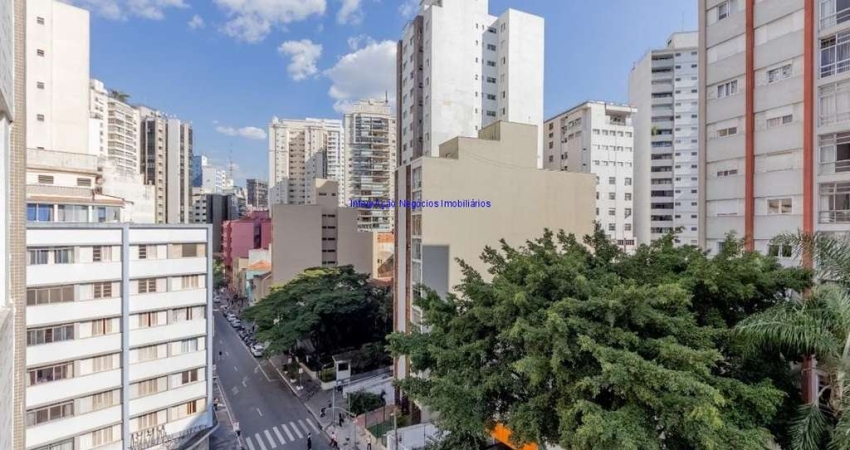 Apartamento 55m², 01 dormitório, 01 banheiro e 01 vaga de garagem .  Condomínio com recepção e segurança.  Excelente localização