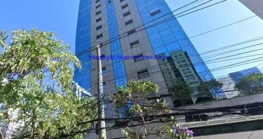 Conjunto Comercial 98m², 02 banheiros e 03 vagas na garagem.  Condomínio com recepção e segurança 24hrs.  Excelente localização