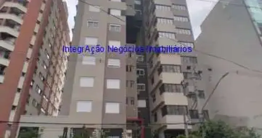 Apartamento 35m², 01 dormitório, 01 banheiro e 01 vaga na garagem.  Condomínio com portaria, segurança 24hrs, piscina e espaço goumert.