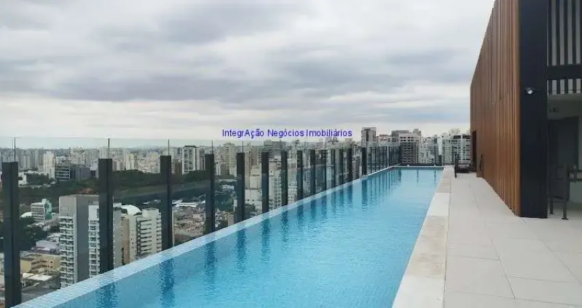 Apartamento 36m², 01 dormitório, 01 banheiro e 01 vaga de garagem.  Condomínio com Segurança, Portaria, Salão de Festas, academia e piscina.