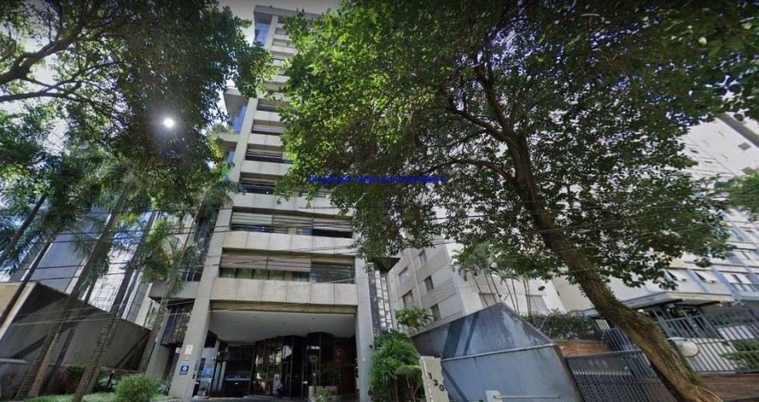 Conjunto Comercial 108m², 01 Copa, 03 banheiros e 01 vaga na garagem.   Condomínio com recepção e segurança.  Excelente localização
