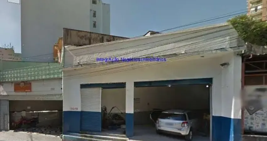 Loja 170m² e 02 banheiros.  Excelente localização entre as Ruas Santa Madalena, Doutor Alfredo Ellis e Pio XII; Próximo da estação do metrô .