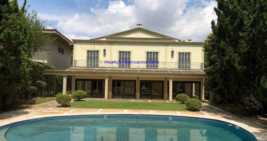 Casa  960,40m², 07 dormitórios, 10 banheiros e 05 vagas de garagem  Excelente localização