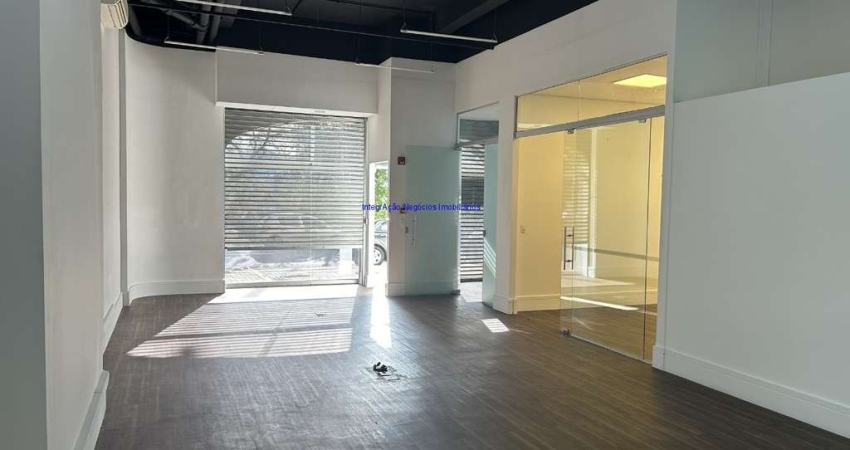 Loja 100m², 02 banheiros e 04 vagas de garagem.  Excelente localização, a 8 minutos andando para a estação do metrô Cidade Jardim