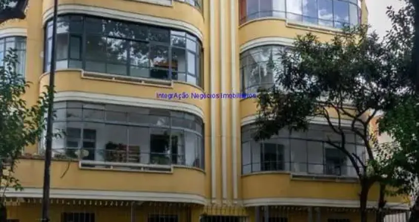 Apartamento 87m², 03 dormitórios, 02 banheiros e 01 vaga na garagem.    Condomínio com portaria e segurança.   Excelente localização
