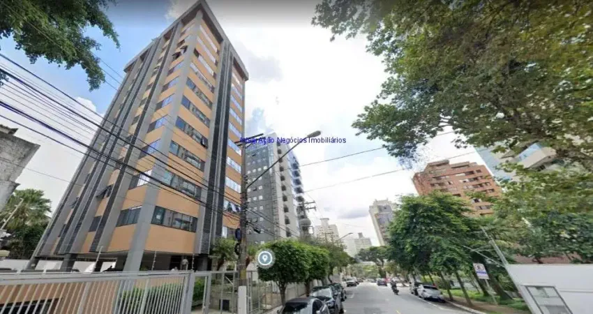 Conjunto Comercial 59.48m², 01 banheiro e 01 vaga na garagem.  Condomínio com recepção e segurança 24hrs.  Excelente localização
