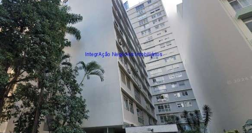 Apartamento 110m², 03 dormitórios, 03 banheiros e 01 vaga na garagem.   Condomínio com portaria e salão de festa.  Excelente localização