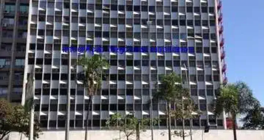 Conjunto Comercial 33m², 01 sala, 01 banheiro.  Condomínio com recepção e segurança 24hrs.  Excelente localização