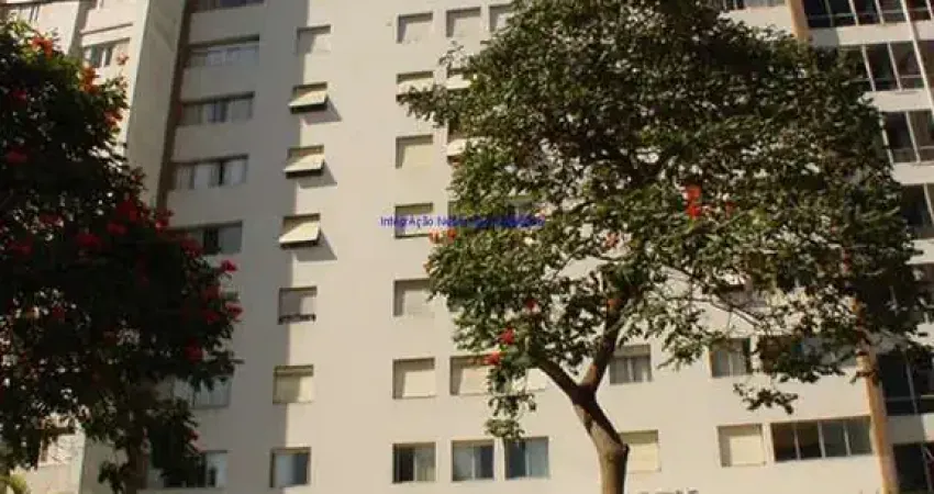 Apartamento amplo de 139m², 03dormitórios (sendo 01 suíte), 03 banheiros e 02 vagas de garagem.  Condomínio com portaria e segurança.  Excelente